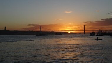 Sonnenuntergang am Tejo