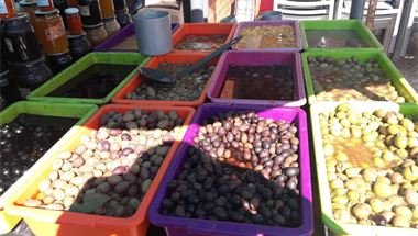 Oliven vom Markt
