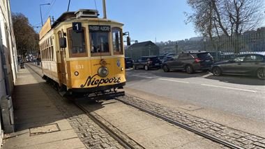 Historische Tram in Porto